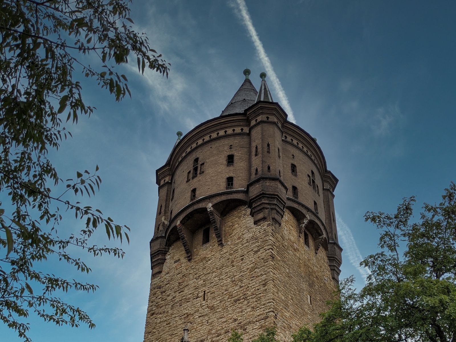 Wasserturm in Merseburg – Larooms verwaltet Immobilien in Merseburg und im Saalekreis